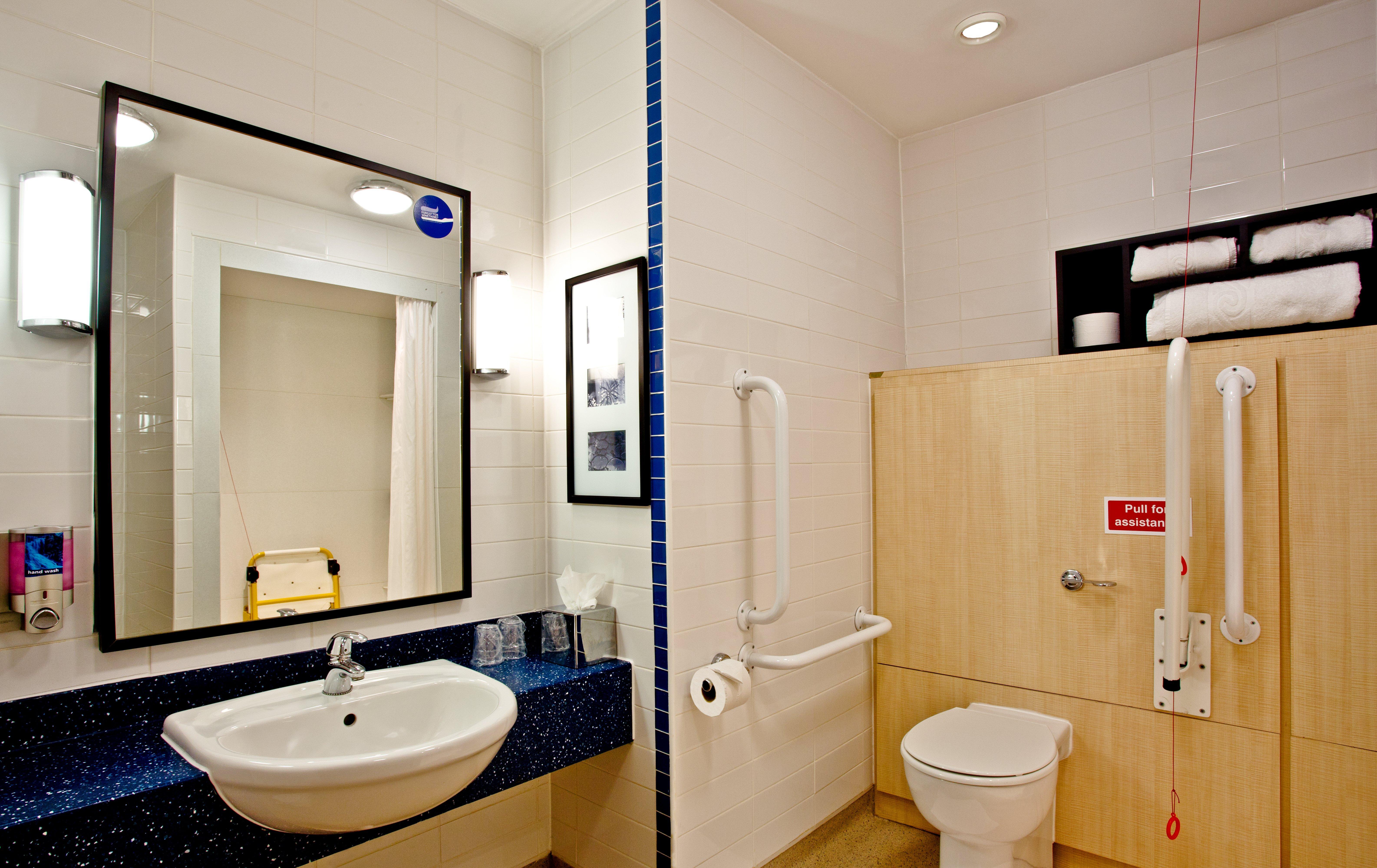 Holiday Inn Express Shrewsbury By Ihg Экстерьер фото