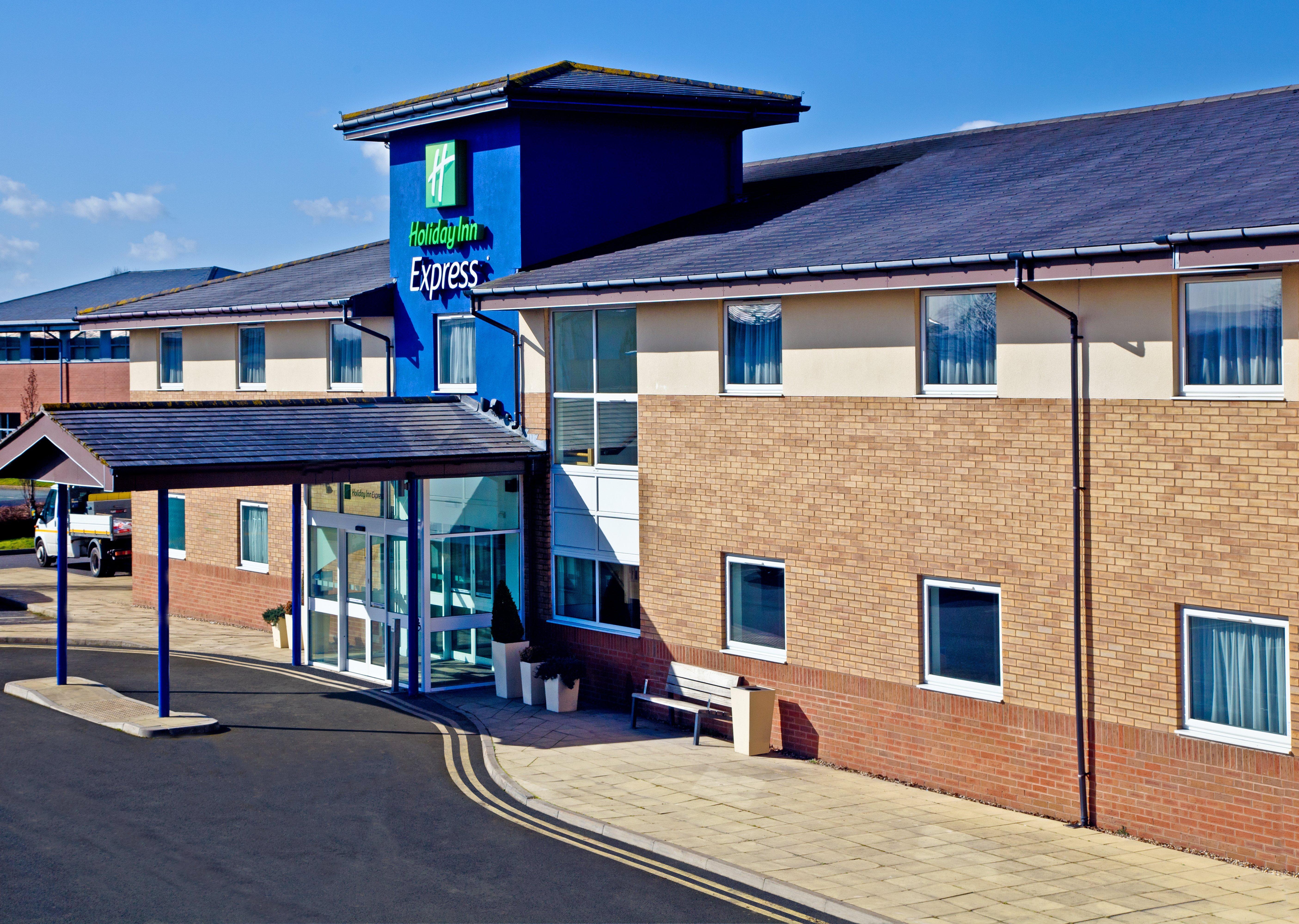 Holiday Inn Express Shrewsbury By Ihg Экстерьер фото