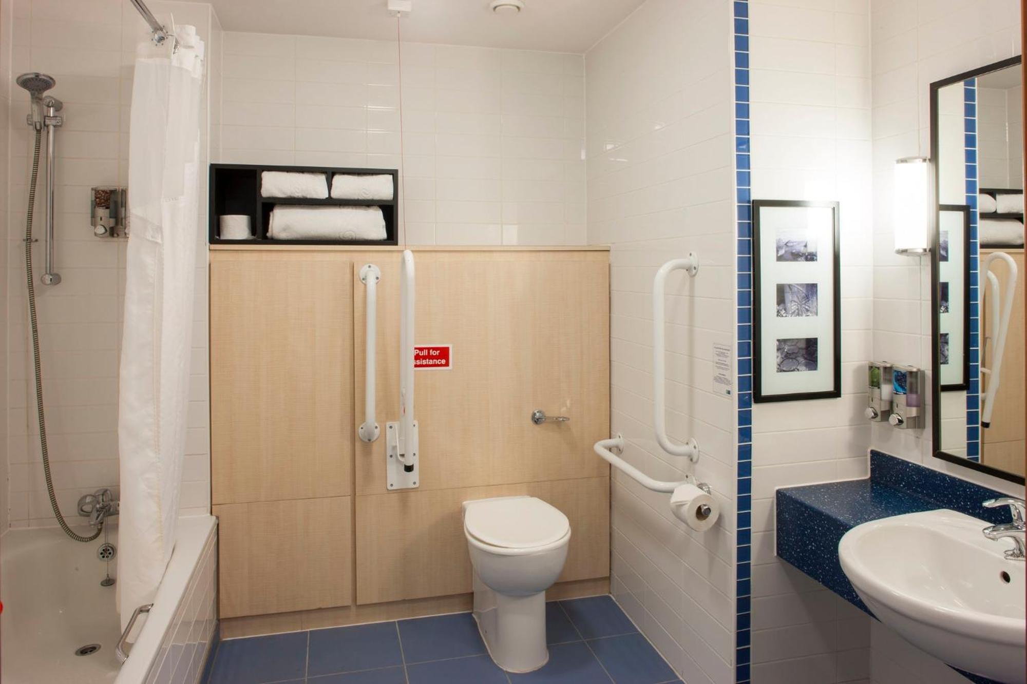Holiday Inn Express Shrewsbury By Ihg Экстерьер фото